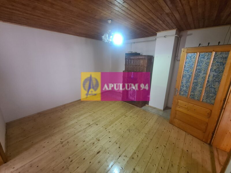 Casa de vanzare in Poiana Tapului