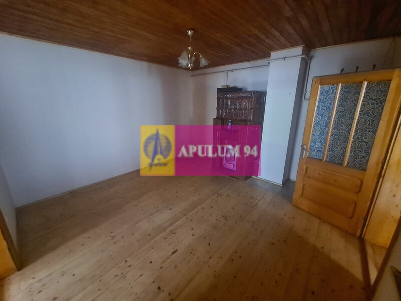 Casa de vanzare in Poiana Tapului